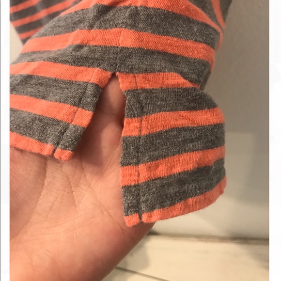 Liz Lange ) Maternity Top striped Shirt - Picture 4 of 5